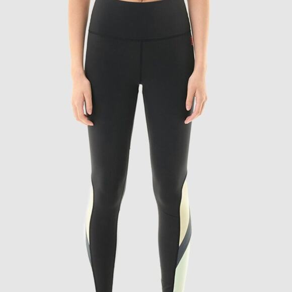 PE NATION Initialise Legging Black Sage and Peach Large ($110 MSRP) NWT